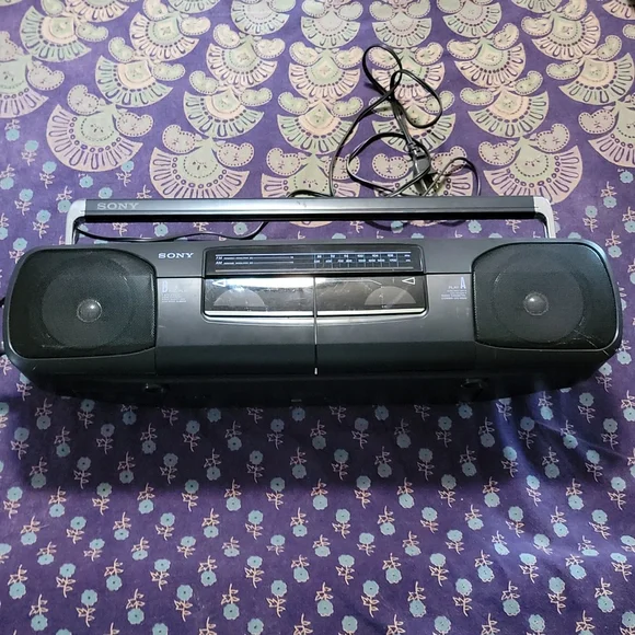 Sony | Portable Audio & Video | Sony Radio Cassettecorder